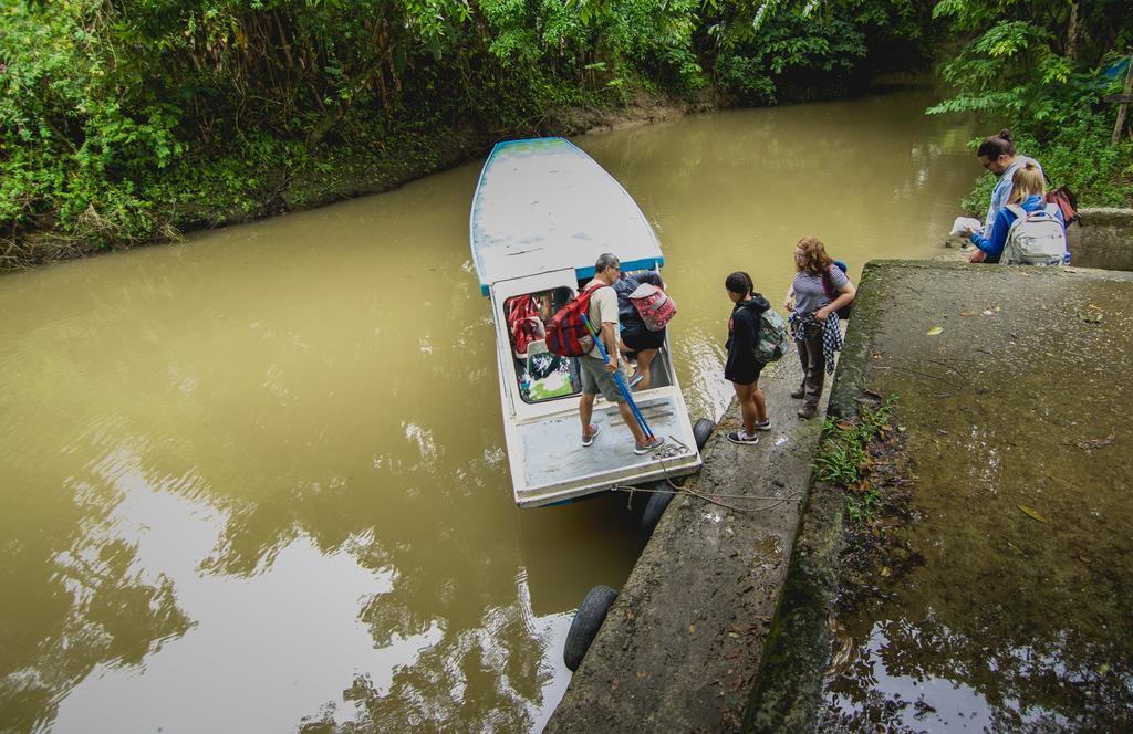 Lirio Lodge Barra de Pacuare Dış mekan fotoğraf