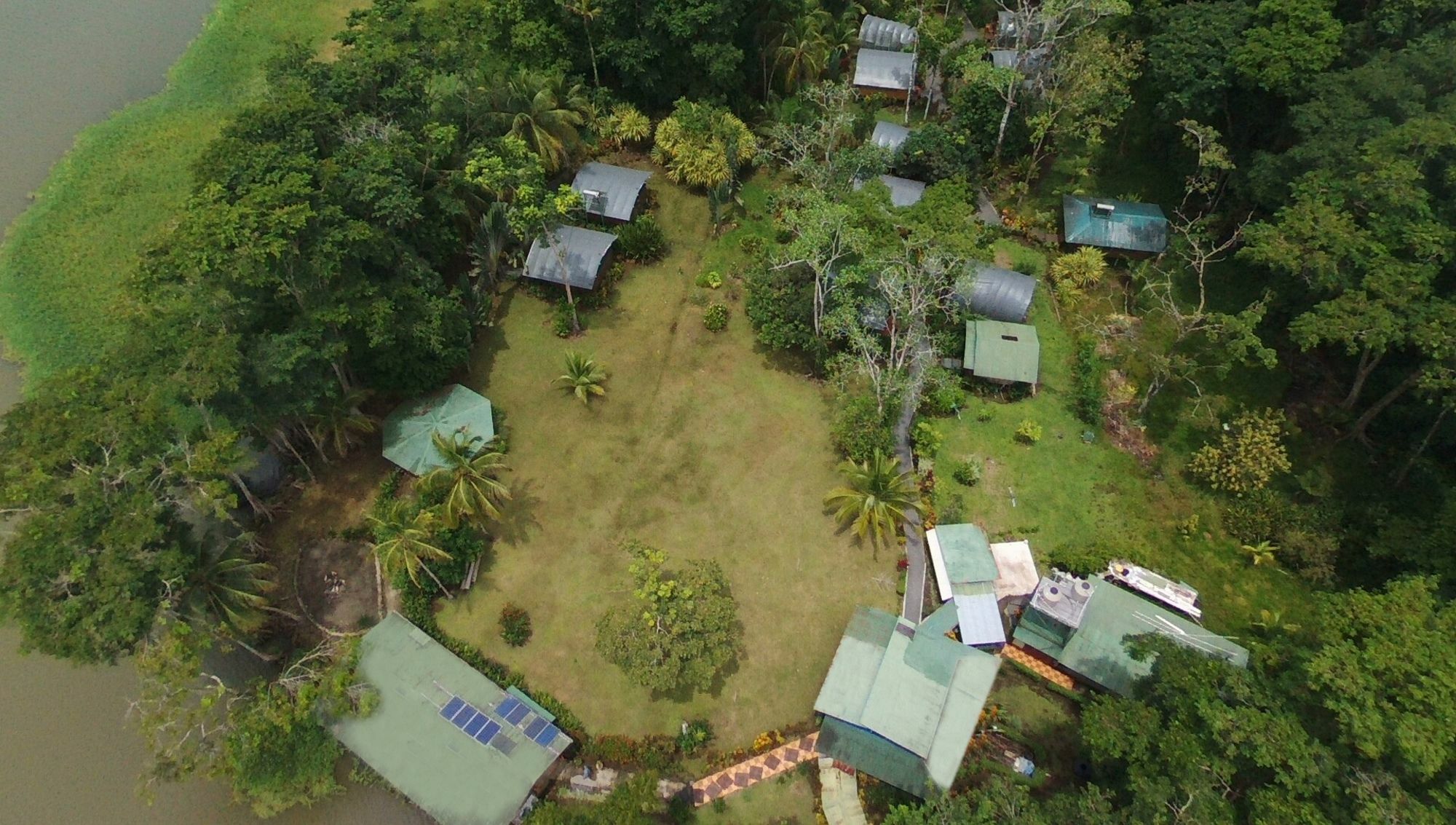 Lirio Lodge Barra de Pacuare Dış mekan fotoğraf